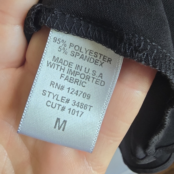 IC COLLECTION Connie K New Black Laser Cut Twist Pocket Jersey Top SZ Medium - Picture 9 of 10